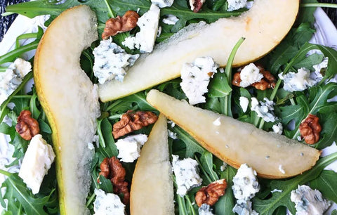 Field Greens Salad with Pear and Blue Cheese